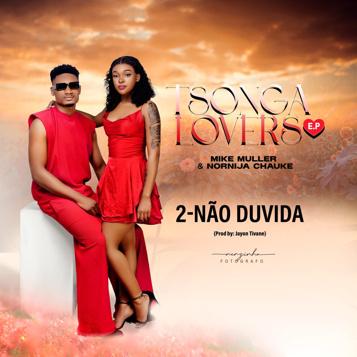 2.Mike Muller & Nornija Chauke - Não Duvida