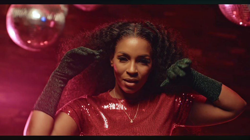 NANNY JHULSON – FRIDAY (Video Oficial)